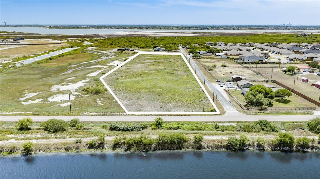 7602 County Road 7B, Corpus Christi, TX 78414 — photo 2