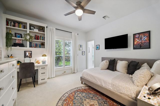 26 Epping Forest Way, Sugar Land, TX 77479