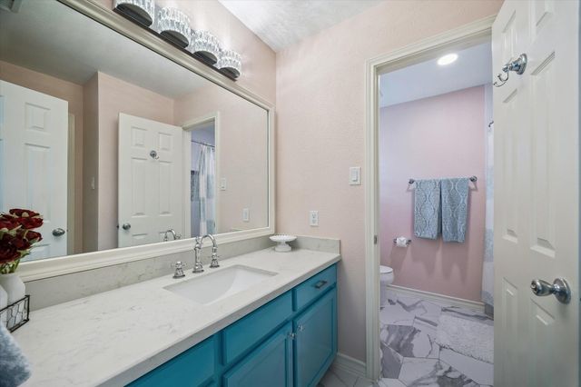 26 Epping Forest Way, Sugar Land, TX 77479