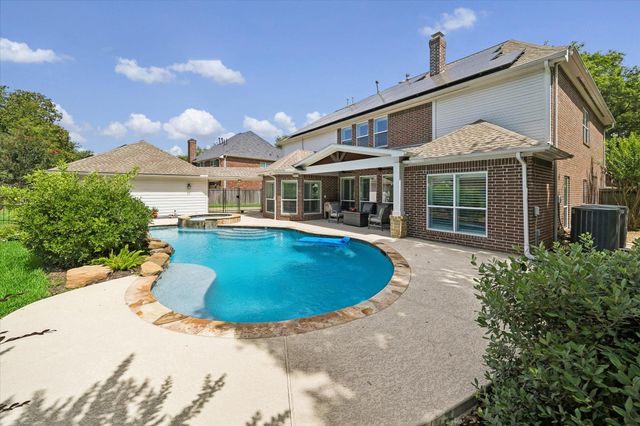26 Epping Forest Way, Sugar Land, TX 77479