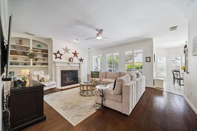 26 Epping Forest Way, Sugar Land, TX 77479