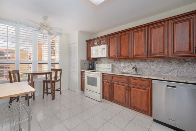 7153 Promenade Drive 601, Boca Raton, FL 33433