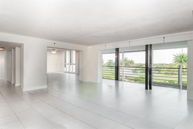7153 Promenade Drive 601, Boca Raton, FL 33433