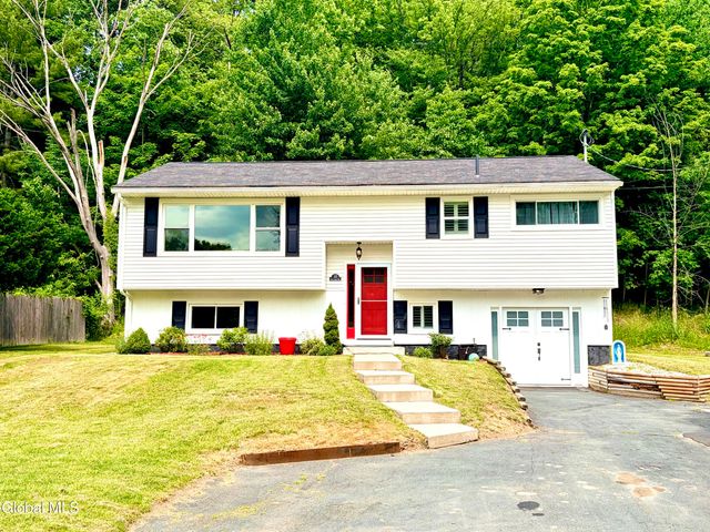 10 Williams Street, Wynantskill, NY 12198