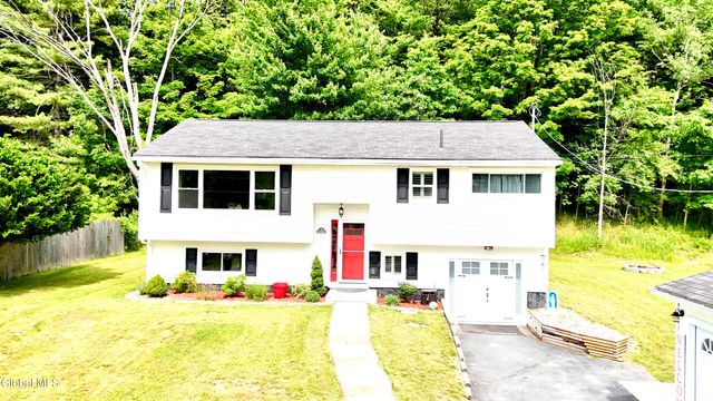 10 Williams Street, Wynantskill, NY 12198