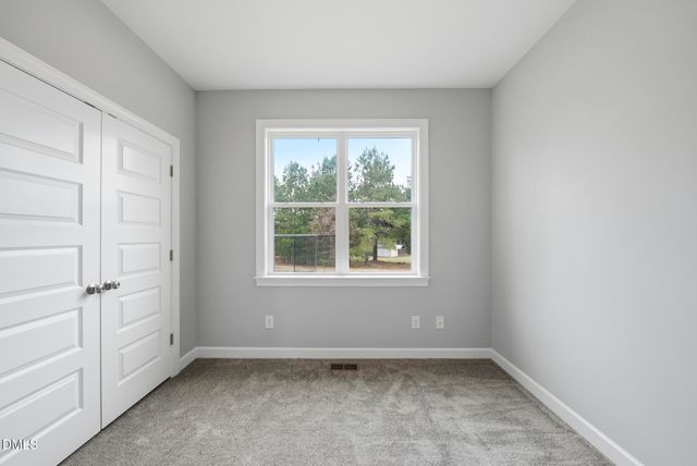 40 Exeter Way, Louisburg, NC 27549