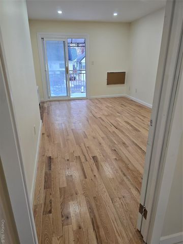 1792 Lacombe Avenue 1, Bronx, NY 10473