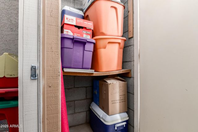 502 W HONONEGH Drive 1, Phoenix, AZ 85027