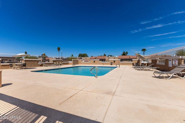 502 W HONONEGH Drive 1, Phoenix, AZ 85027