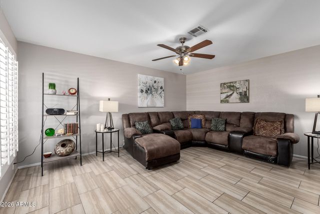 502 W HONONEGH Drive 1, Phoenix, AZ 85027