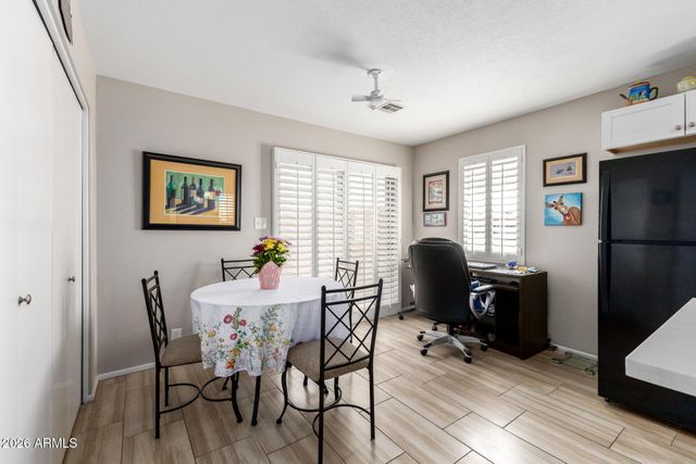 502 W HONONEGH Drive 1, Phoenix, AZ 85027