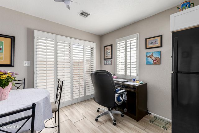 502 W HONONEGH Drive 1, Phoenix, AZ 85027