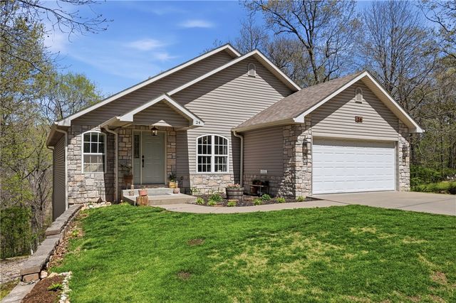 24 Bridlington Drive, Bella Vista, AR 72714