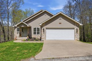 24 Bridlington Drive, Bella Vista, AR 72714