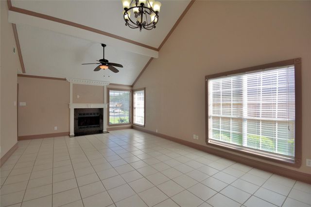 11315 Waxwood Drive, Houston, TX 77089