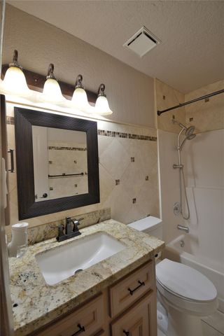 11315 Waxwood Drive, Houston, TX 77089