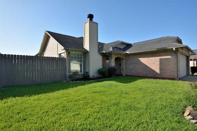 11315 Waxwood Drive, Houston, TX 77089