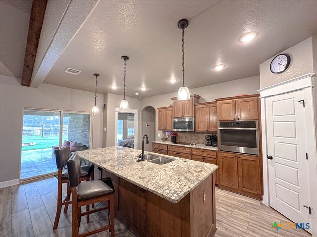 3533 Hooten Bend Road, Kempner, TX 76539