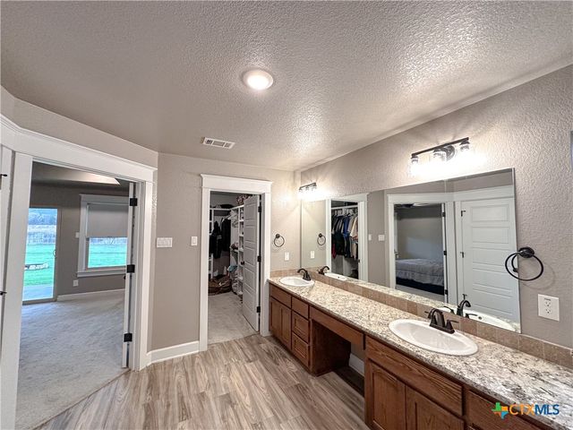 3533 Hooten Bend Road, Kempner, TX 76539