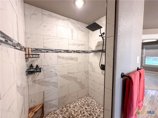 3533 Hooten Bend Road, Kempner, TX 76539