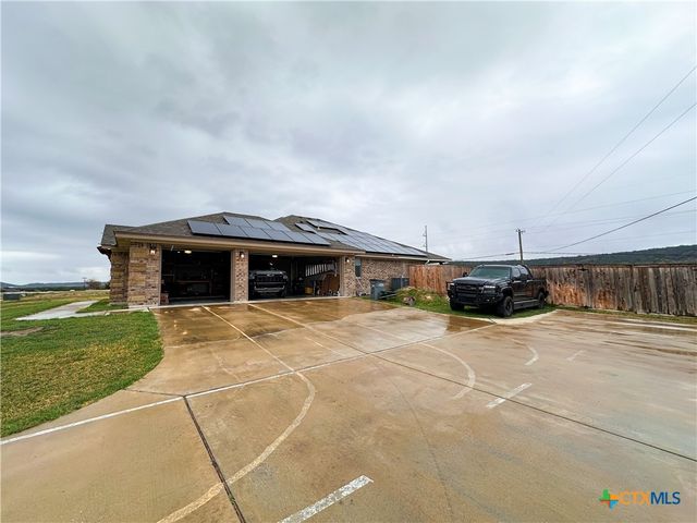 3533 Hooten Bend Road, Kempner, TX 76539