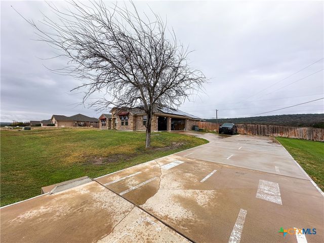 3533 Hooten Bend Road, Kempner, TX 76539