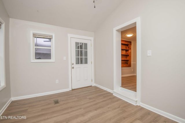 143 Shubert Street, Kingston, TN 37763