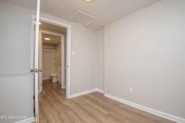 143 Shubert Street, Kingston, TN 37763