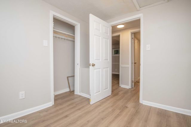 143 Shubert Street, Kingston, TN 37763