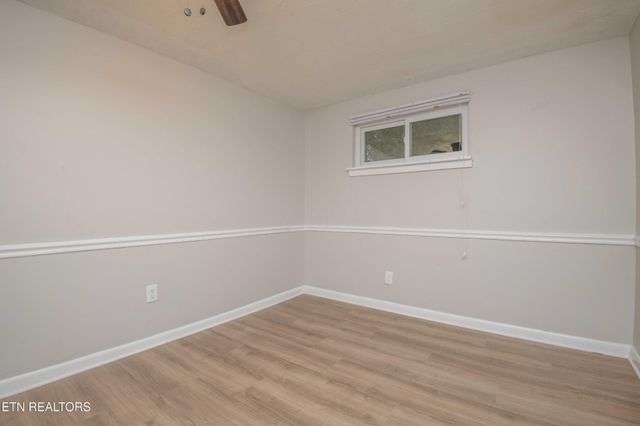 143 Shubert Street, Kingston, TN 37763