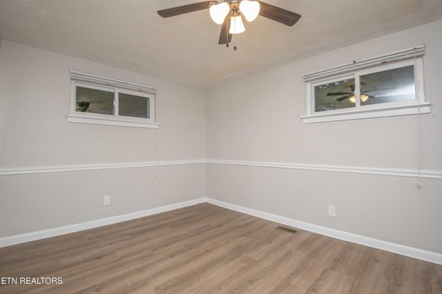 143 Shubert Street, Kingston, TN 37763