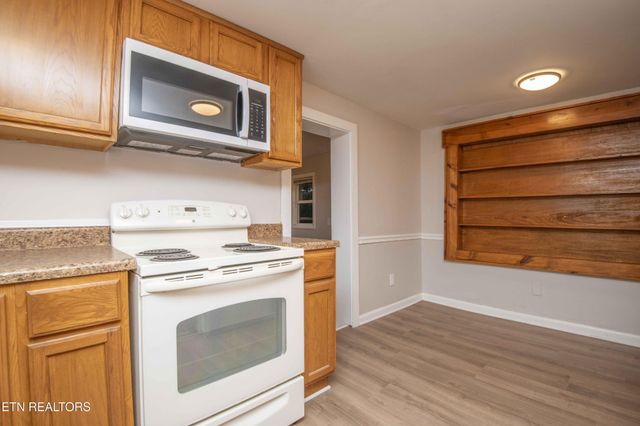 143 Shubert Street, Kingston, TN 37763