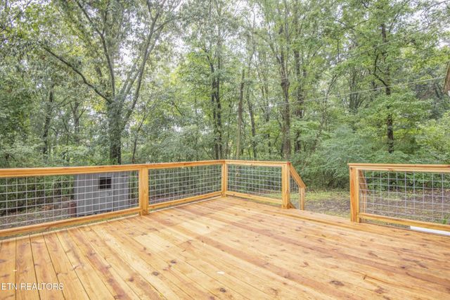 143 Shubert Street, Kingston, TN 37763