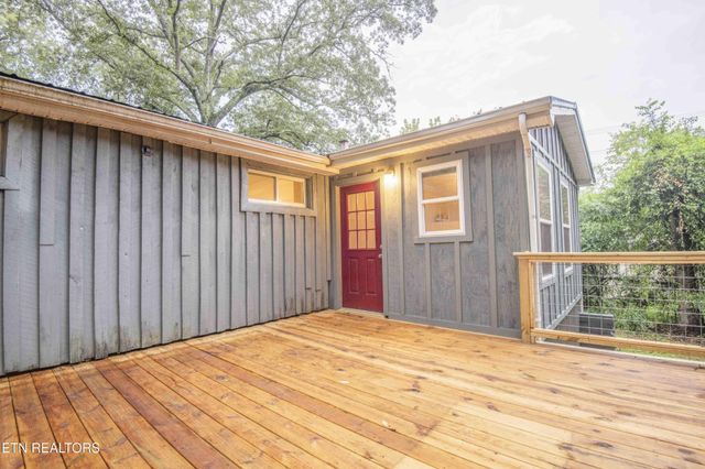 143 Shubert Street, Kingston, TN 37763