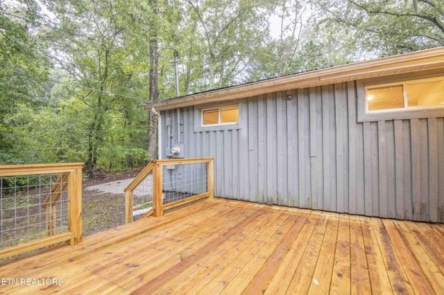 143 Shubert Street, Kingston, TN 37763