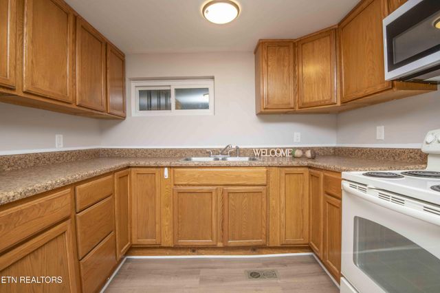 143 Shubert Street, Kingston, TN 37763