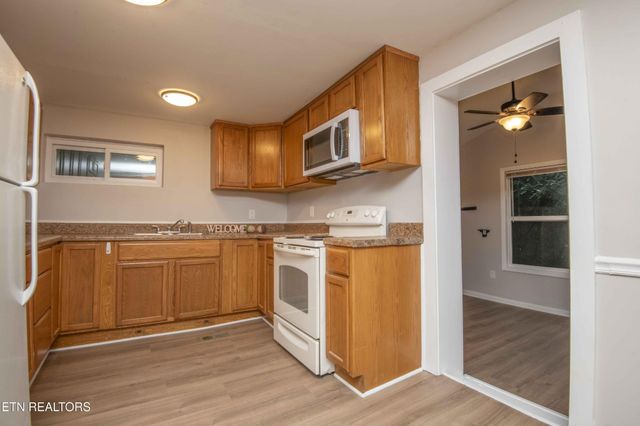 143 Shubert Street, Kingston, TN 37763