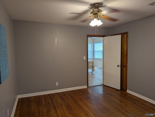 807 Corsbie Street, Hartselle, AL 35640