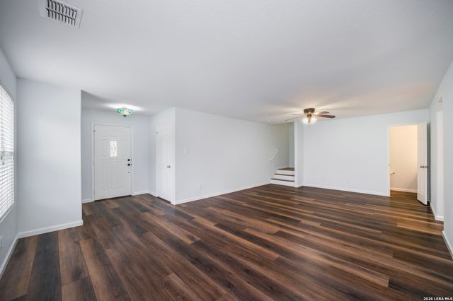 16642 EMERALD BLF, Selma, TX 78154