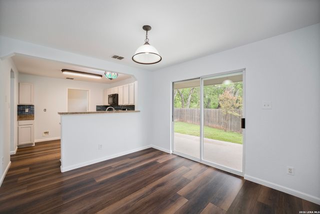 16642 EMERALD BLF, Selma, TX 78154