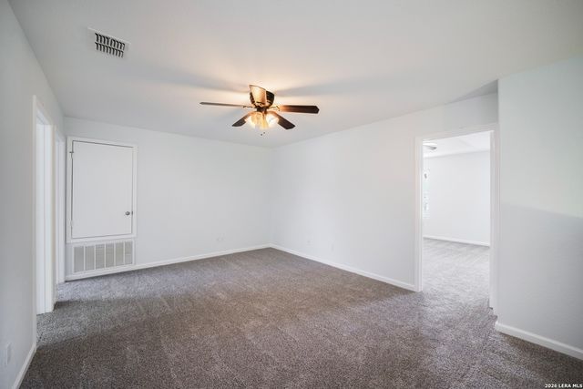 16642 EMERALD BLF, Selma, TX 78154