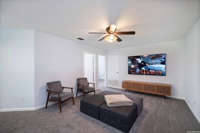 16642 EMERALD BLF, Selma, TX 78154