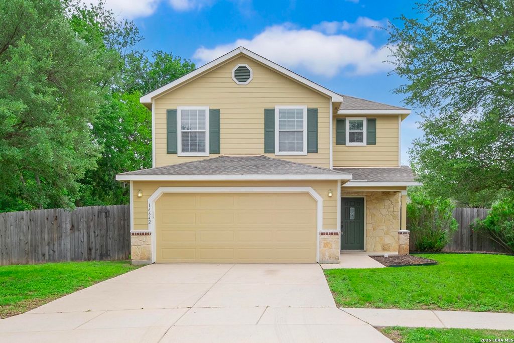 16642 EMERALD BLF, Selma, TX 78154