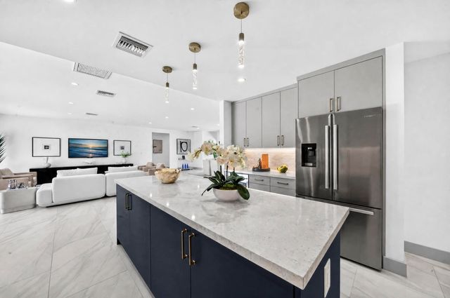 3111 NE 55th Street, Fort Lauderdale, FL 33308
