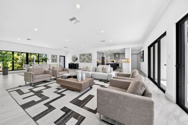 3111 NE 55th Street, Fort Lauderdale, FL 33308