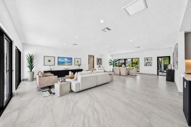 3111 NE 55th Street, Fort Lauderdale, FL 33308