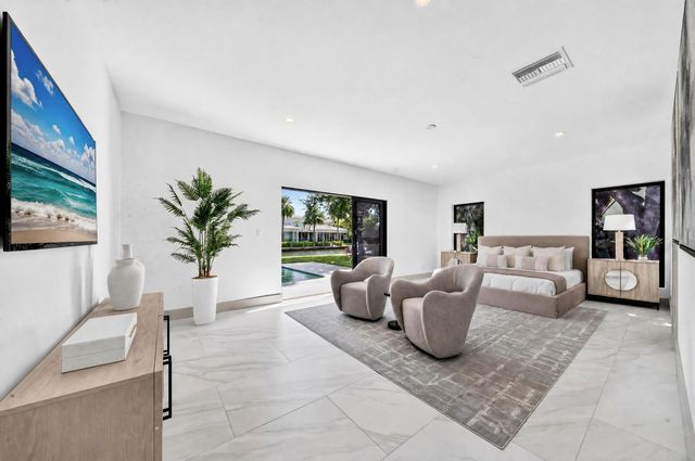 3111 NE 55th Street, Fort Lauderdale, FL 33308
