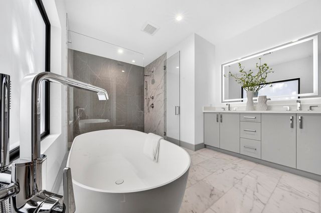 3111 NE 55th Street, Fort Lauderdale, FL 33308