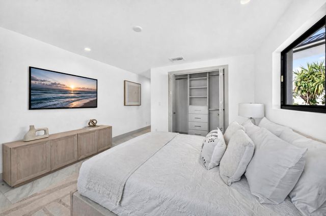 3111 NE 55th Street, Fort Lauderdale, FL 33308