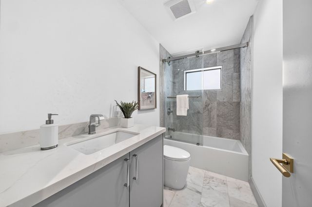 3111 NE 55th Street, Fort Lauderdale, FL 33308